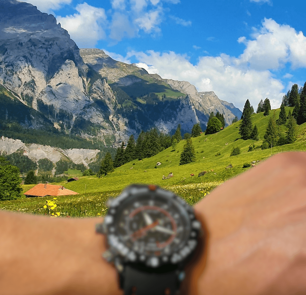 Bei Weitsichtigkeit sind nahe Gegenstände unscharf. Alles in der Weite ist wiederum scharf.